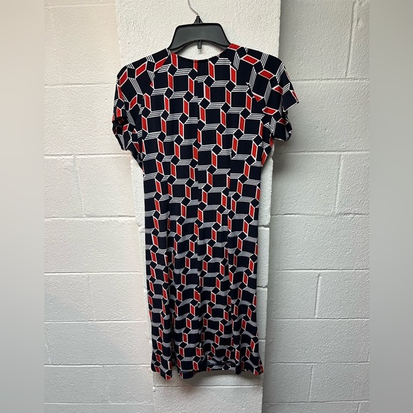 Taylor Geometric Patterned Dress in Red and Navy - Picture 4 of 4